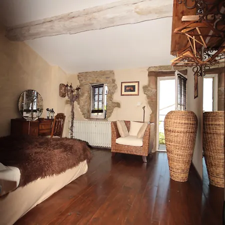 Nocleg ze śniadaniem Domaine De Marseillens 4*