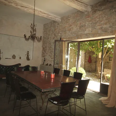 Bed & Breakfast Domaine De Marseillens 4*