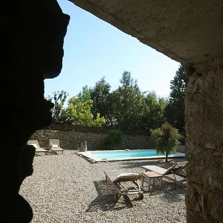 Domaine De Marseillens Bed & Breakfast 4*