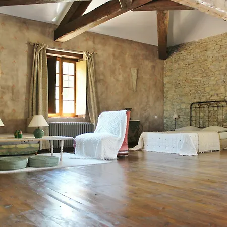 Domaine De Marseillens Bed and Breakfast Palaja